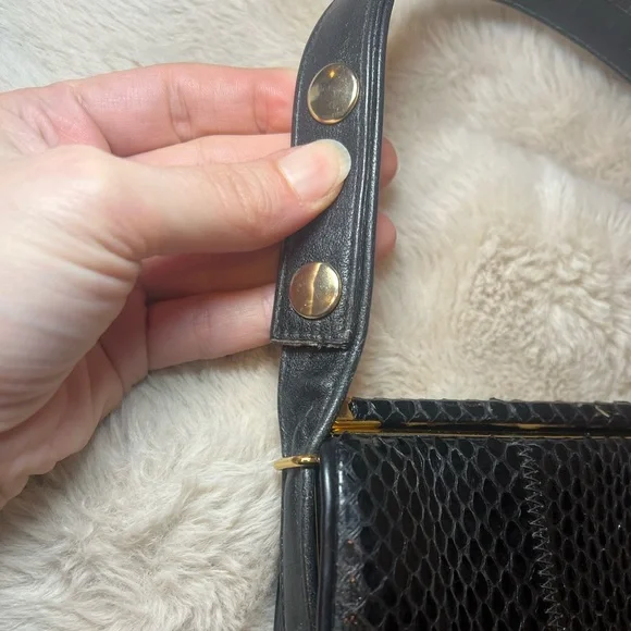 Vintage CORET Snakeskin Panel Leather Handbag | Made in Canada 🐍 - Picture 4 of 10